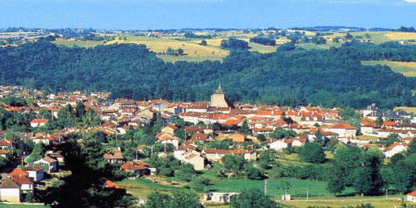 Ville de Maurs Rhone-Alpes Cantal 15