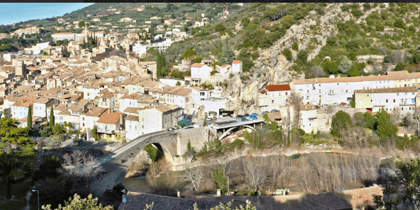 Ville de Nyons Auvergne-Rhone-Alpes Drome 26